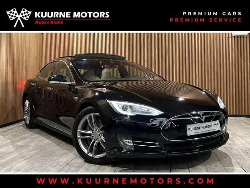 Noir Occasion 2015 Tesla Model S Citadine | 29 900 € (Prix juste) - Image 1/4