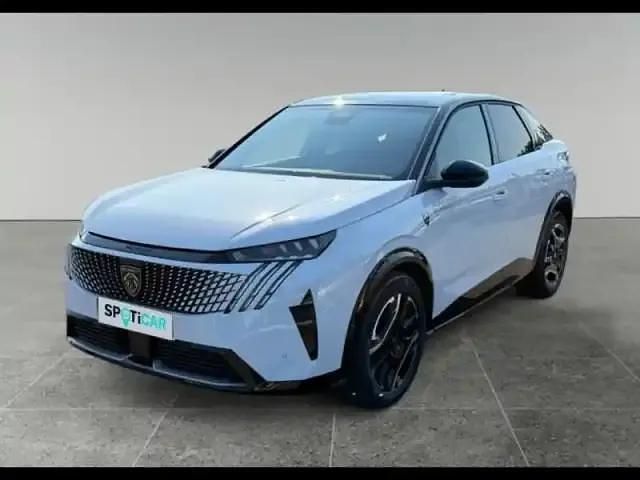 Blanc Utilisé 2025 Peugeot e-3008 GT SUV | 37 990 € (Bon prix) - Image 1/4