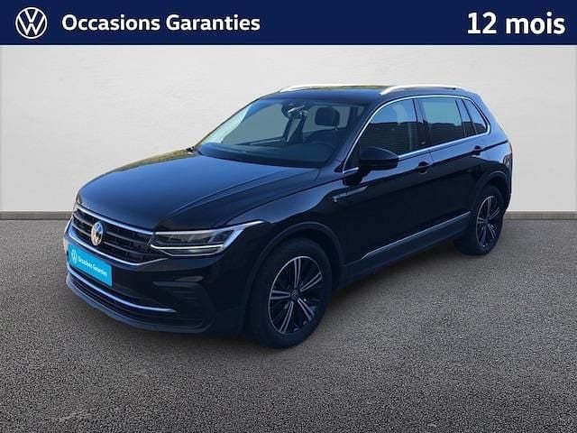 Utilisé 2024 VW Tiguan SUV | 34 900 € (Bon prix) - Image 1/4
