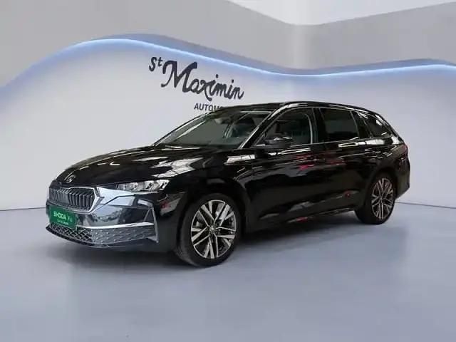 Noir Utilisé 2024 Skoda Octavia Break | 29 900 € - Image 1/4