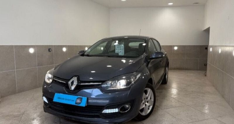 Utilisé 2015 Renault Mégane III Dynamique Berline | 8 990 € (Prix juste) - Image 1/4