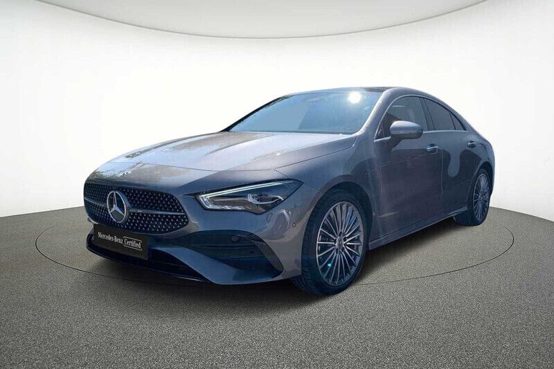 Gris Utilisé 2024 Mercedes CLA250 AMG line Berline | 42 890 € - Image 1/1