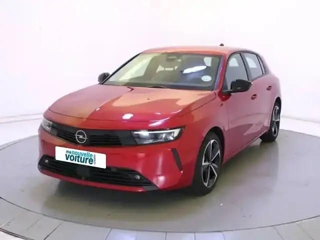Rouge Utilisé 2024 Opel Astra Berline | 20 290 € (Bon prix) - Image 1/4