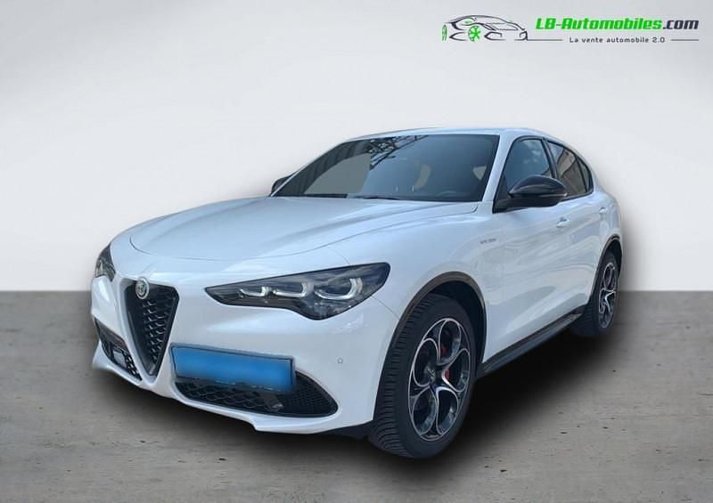 Utilisé 2024 Alfa Romeo Stelvio SUV | 45 000 € (Prix juste) - Image 1/4