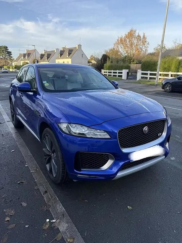 Occasion 2016 Jaguar F-Pace SUV | 23 900 € (Prix juste) - Image 1/4
