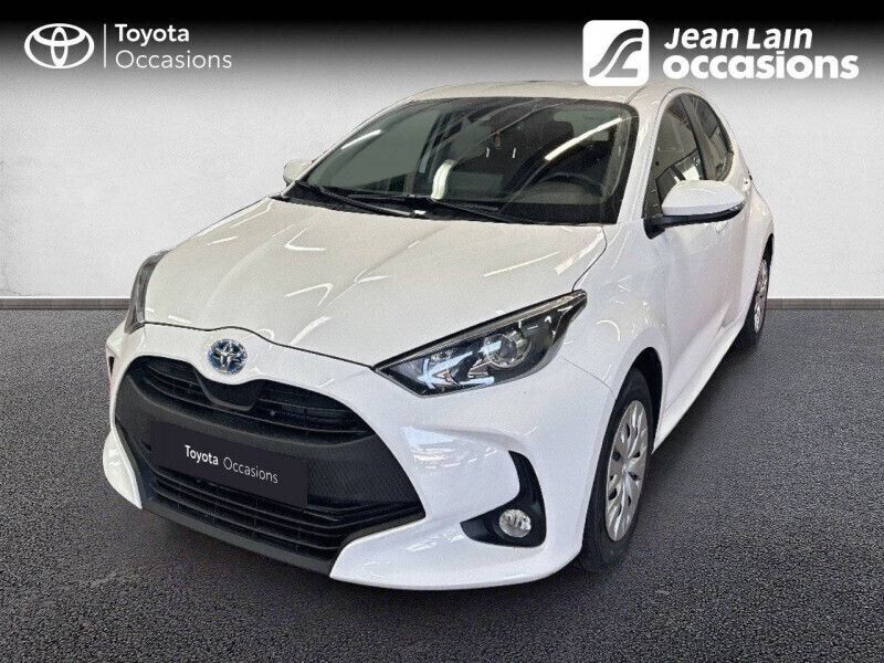 Utilisé 2023 Toyota Yaris Hybrid Citadine | 19 290 € (Prix juste) - Image 1/4
