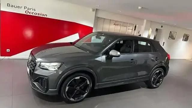 Gris Utilisé 2021 Audi Q2 Design SUV | 46 980 € - Image 1/4