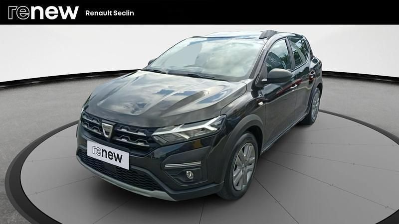 Noir Utilisé 2022 Dacia Sandero Essentiel Citadine | 12 999 € (Prix juste) - Image 1/4