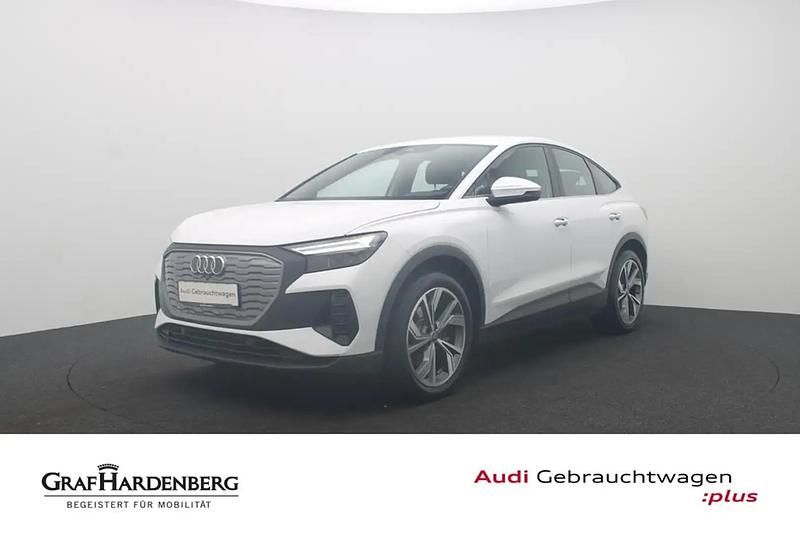Blanc Utilisé 2022 Audi e-tron SUV | 22 880 € (Prix juste) - Image 1/4