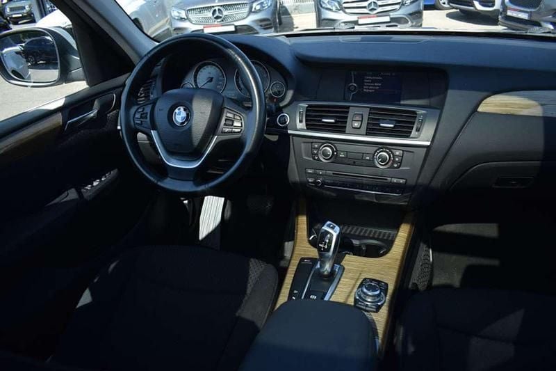 Image 4/4