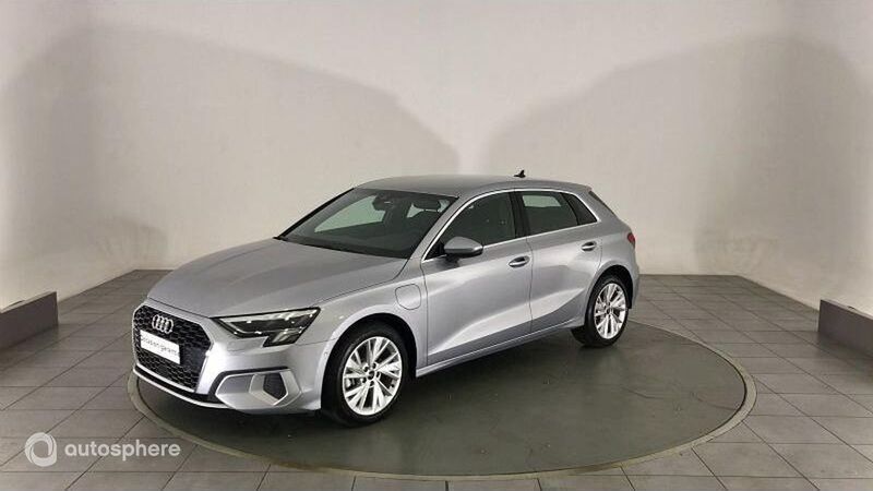 Argent fleuret métallisé Utilisé 2024 Audi A3 Sportback e-tron Design Berline | 37 990 € (Prix assez cher) - Image 1/4