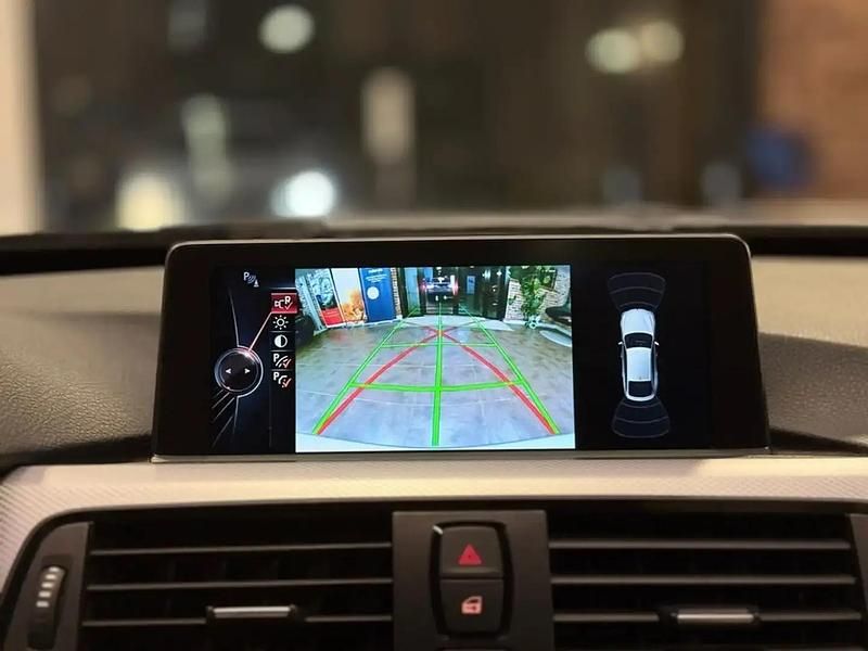 Occasion BMW 320 Gran Turismo M Sport 184 ch (135 kW) 2014 Berline