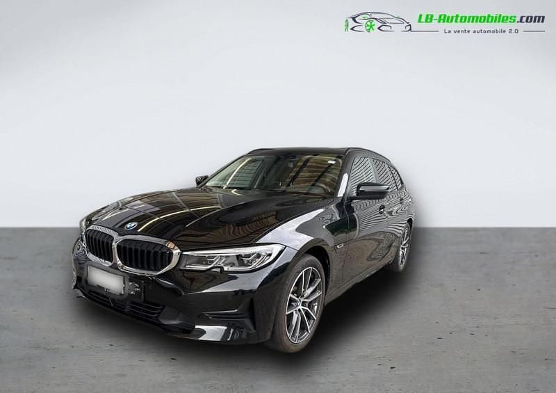 Utilisé 2022 BMW 330e Sport Line Berline | 36 500 € (Prix juste) - Image 1/4
