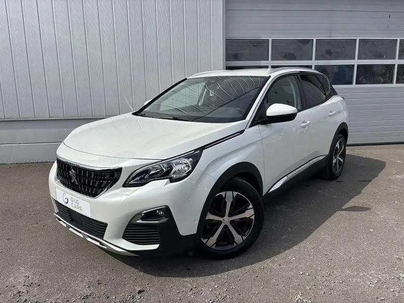 Blanc Utilisé 2017 Peugeot 3008 Allure Berline | 14 990 € (Prix juste) - Image 1/4