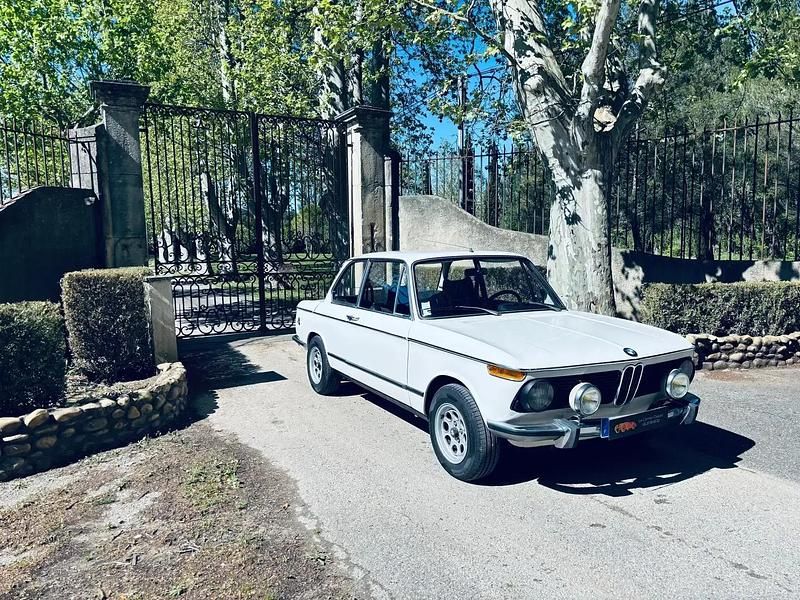 Blanc Occasion 1973 BMW 2002 Berline | 34 990 € - Image 1/4