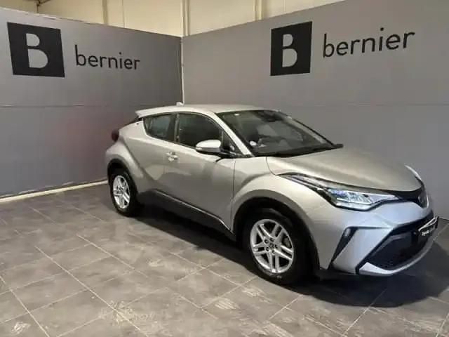 Gris minéral Occasion 2022 Toyota C-HR SUV | 22 980 € (Prix juste) - Image 1/4