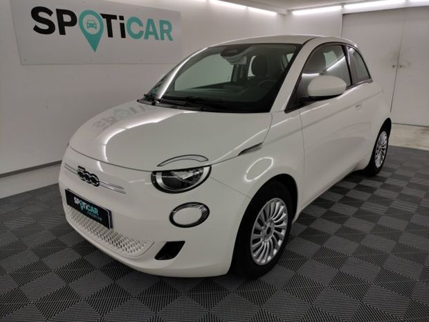 Blanc Utilisé 2022 Fiat 500e Action Citadine | 14 490 € (Prix juste) - Image 1/4
