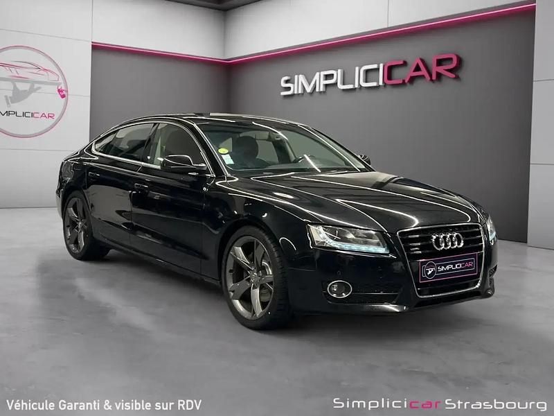 Noir Utilisé 2009 Audi A5 Ambiente | 8 290 € (Prix cher) - Image 1/4