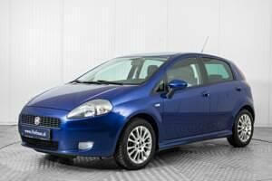 Bleu Occasion 2009 Fiat Grande Punto Citadine | 2 900 € - Image 1/4