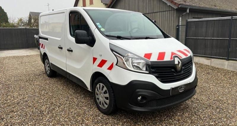 Blanc Utilisé 2018 Renault Trafic Van | 14 990 € (Bon prix) - Image 1/4