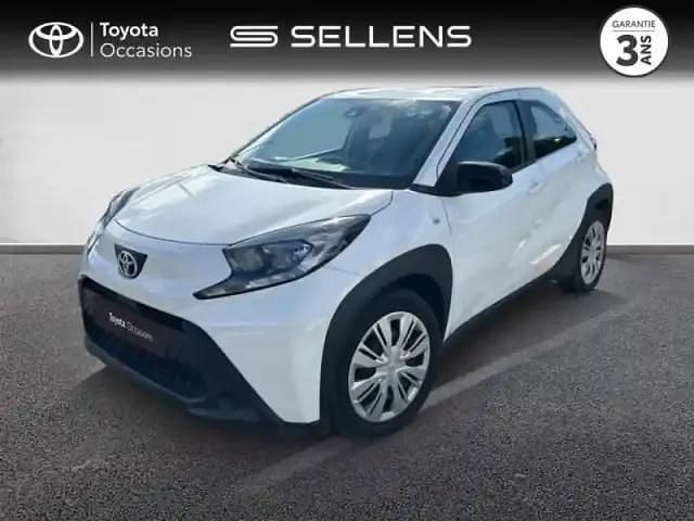Blanc Utilisé 2023 Toyota Aygo X SUV | 14 480 € - Image 1/4