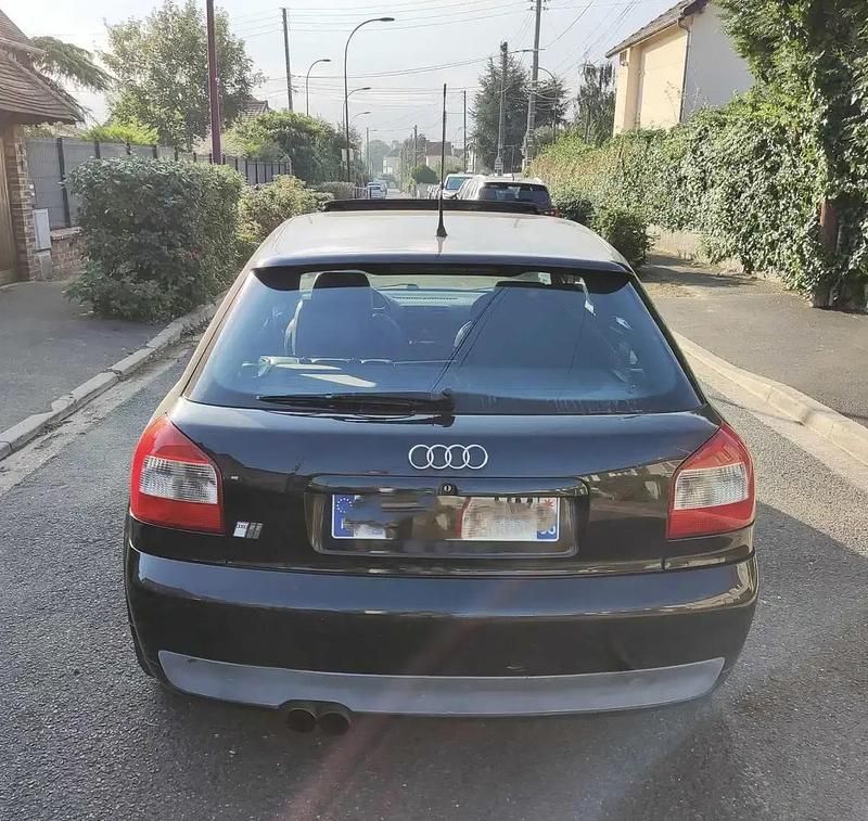 Noir Utilisé 2000 Audi S3 Coupé | 9 000 € - Image 1/4