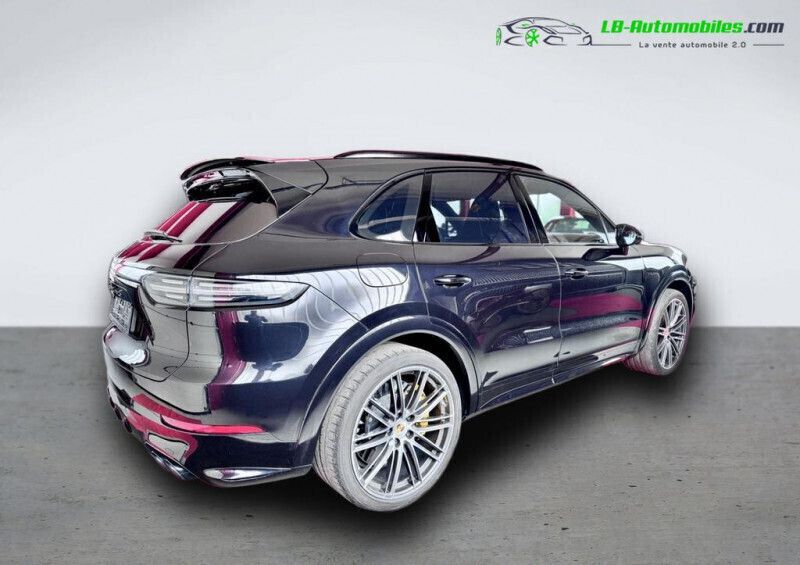Utilisé 2019 Porsche Cayenne Turbo S SUV | 117 500 € (Prix juste) - Image 1/4