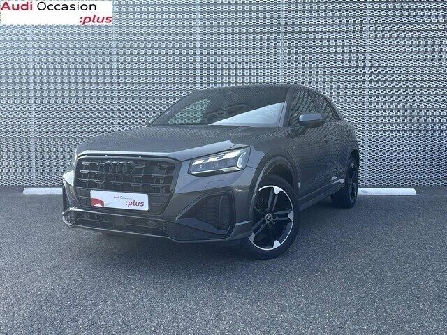 Gris daytona nacré Utilisé 2023 Audi Q2 S-Line SUV | 29 990 € - Image 1/4