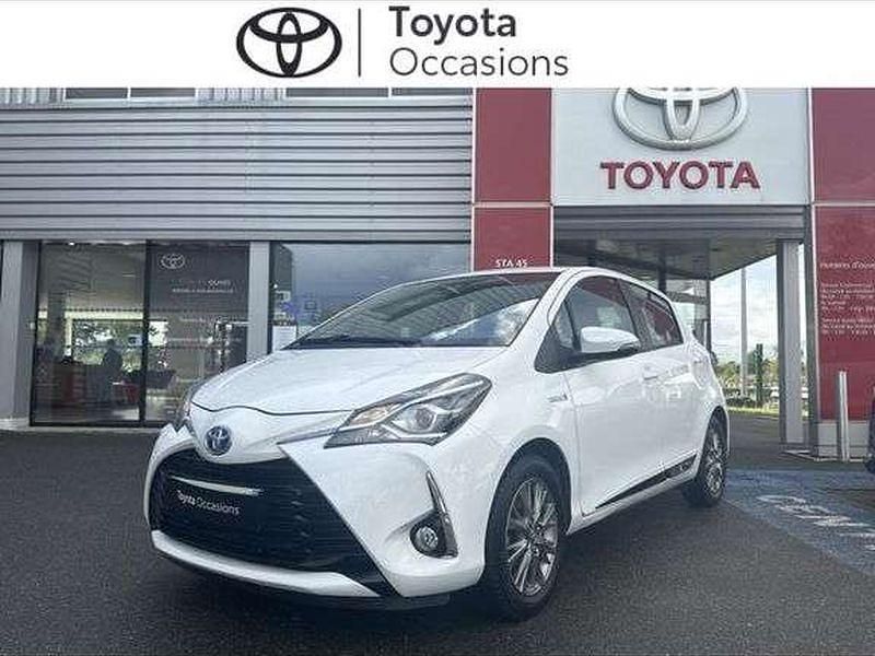 Utilisé 2017 Toyota Yaris Hybrid Berline | 13 480 € (Prix juste) - Image 1/1