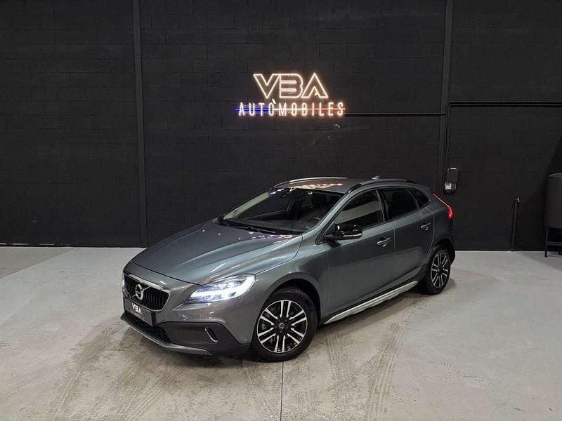 Occasion Volvo V40 CC 121 ch (88 kW) 2018 Gris Break