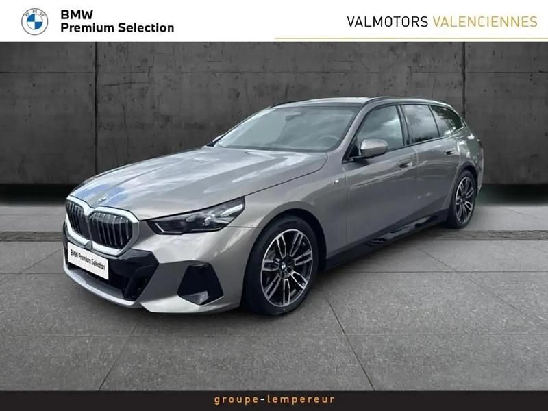 Blanc Utilisé 2025 BMW 520 M Sport Berline | 71 990 € - Image 1/4