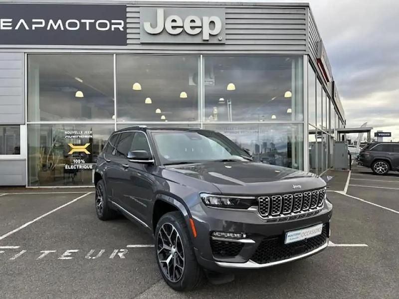 Gris Utilisé 2024 Jeep Grand Cherokee Summit SUV | 69 990 € (Prix cher) - Image 1/4