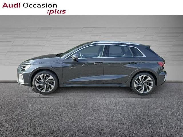 Occasion Audi A3 e-tron Design 204 ch (150 kW) 2025 Gris manhattan métallisé Citadine