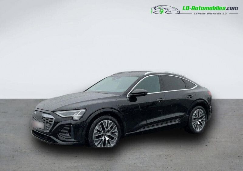 Utilisé 2023 Audi Q8 e-tron Sport SUV | 72 800 € (Prix juste) - Image 1/4