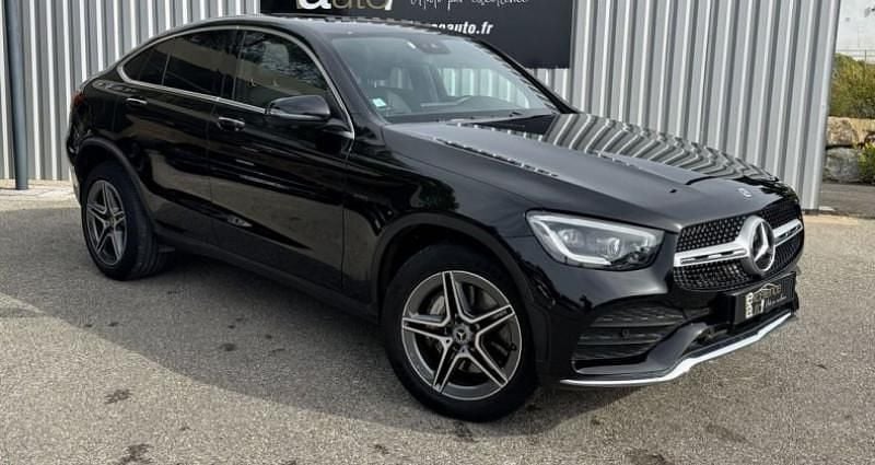 Noir Utilisé 2021 Mercedes GLC300e AMG line Coupé | 43 990 € (Bon prix) - Image 1/4