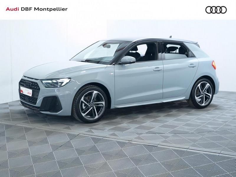Gris flèche nacré noir mythe métallisé Nouvelle 2025 Audi A1 Sportback Exclusive Citadine | 34 490 € (Prix assez cher) - Image 1/4