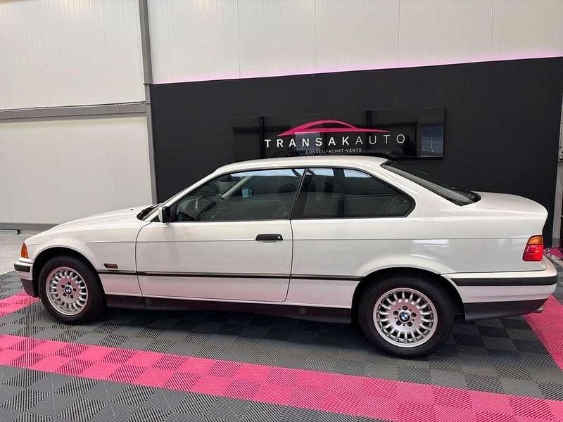 Occasion BMW 318 140 ch (102 kW) 1995 Blanc Coupé