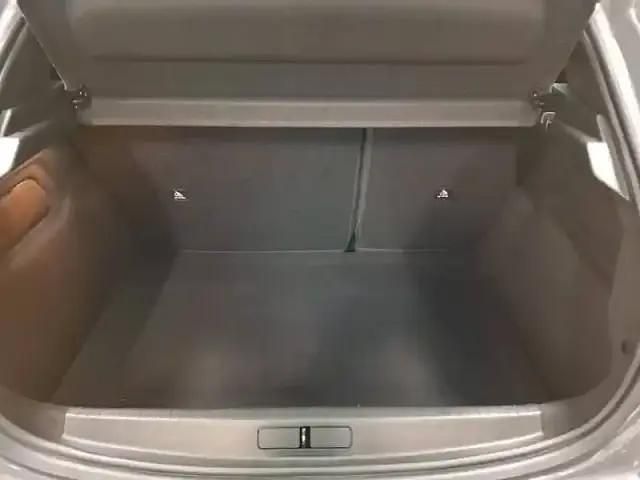 Gris sellenium metallisee Occasion 2024 Peugeot 208 Allure Citadine | 14 499 € (Prix juste) - Image 1/4