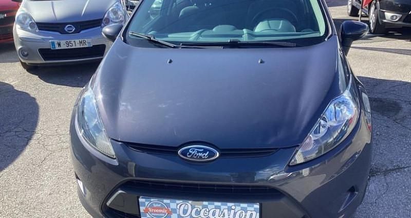 Gris Utilisé 2012 Ford Fiesta Citadine | 6 250 € (Prix juste) - Image 1/4