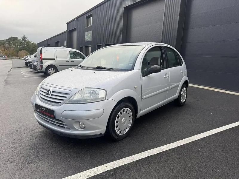 Gris Occasion 2004 Citroën C3 Berline | 3 990 € - Image 1/4
