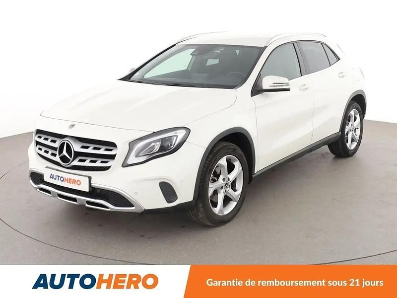 Blanc Utilisé 2017 Mercedes GLA180 SUV | 17 490 € (Prix juste) - Image 1/2