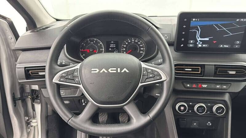 Occasion Dacia Sandero 101 ch (74 kW) 2024 Gris Citadine