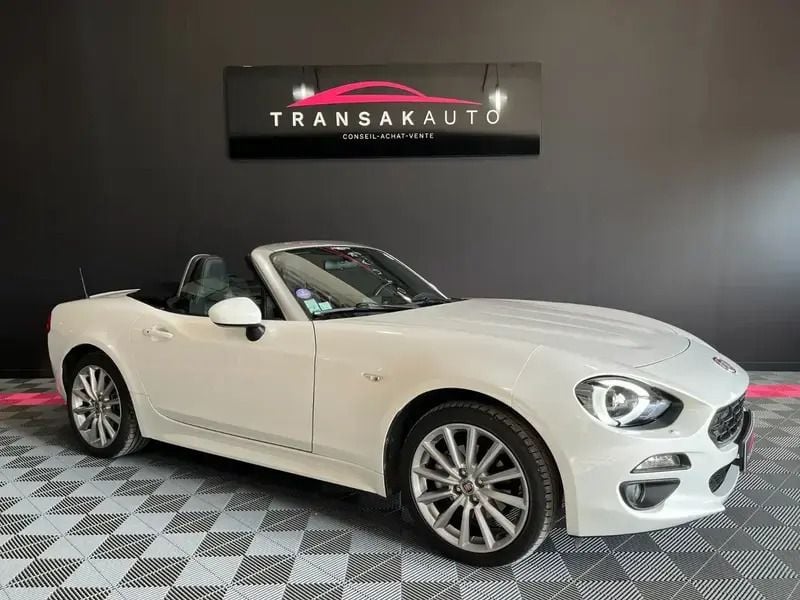 Blanc Utilisé 2019 Fiat 124 Spider Lusso Plus Cabriolet | 18 990 € - Image 1/4
