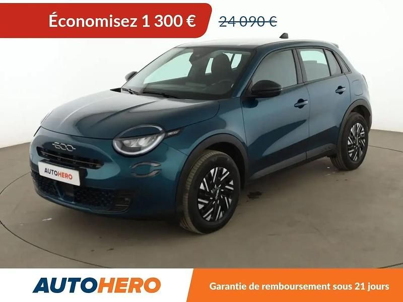 Occasion Fiat 600 136 ch (100 kW) 2024 Bleu SUV
