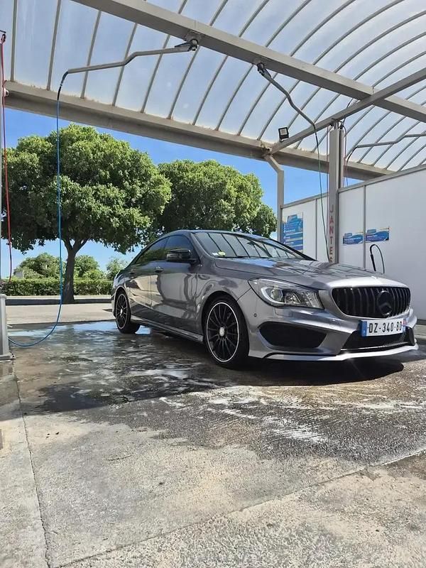 Utilisé 2016 Mercedes CLA220 AMG Berline | 21 500 € (Prix assez cher) - Image 1/4