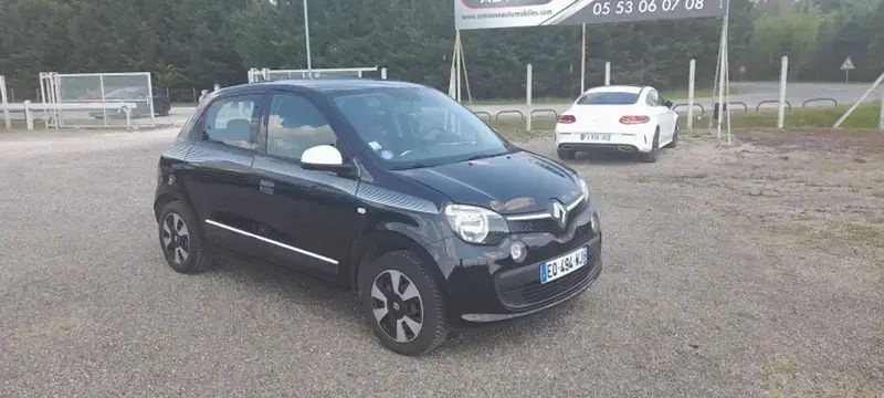 Noir Utilisé 2017 Renault Twingo LIMITED Citadine | 7 990 € (Prix juste) - Image 1/4