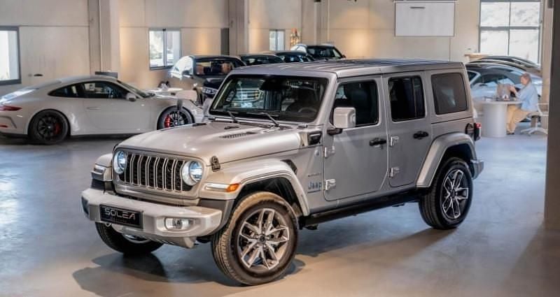 Utilisé 2024 Jeep Wrangler Sahara SUV | 75 900 € - Image 1/4