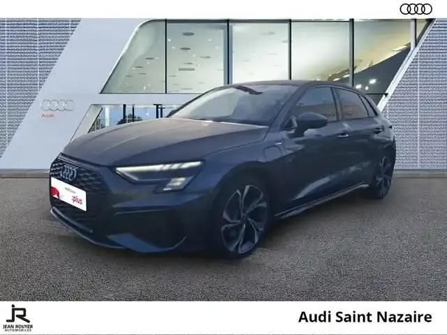 Gris daytona nacre Occasion 2022 Audi A3 S-Line Berline | 29 990 € - Image 1/4