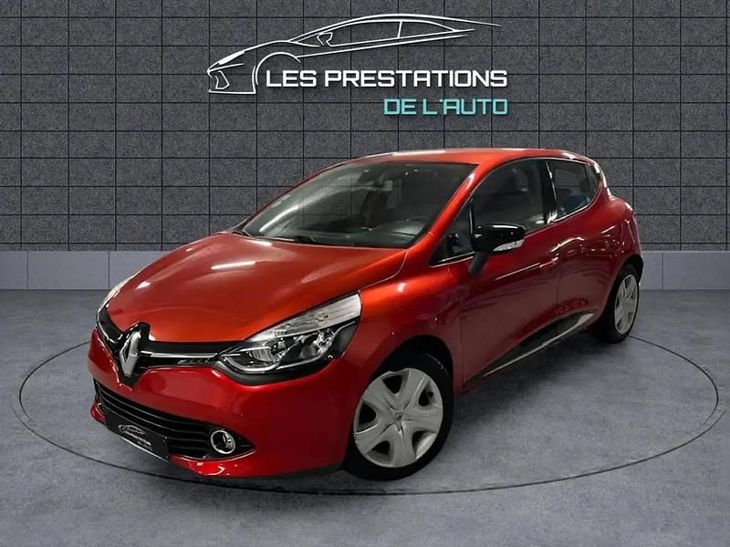 Rouge Utilisé 2013 Renault Clio IV Dynamique Berline | 7 490 € (Prix juste) - Image 1/4