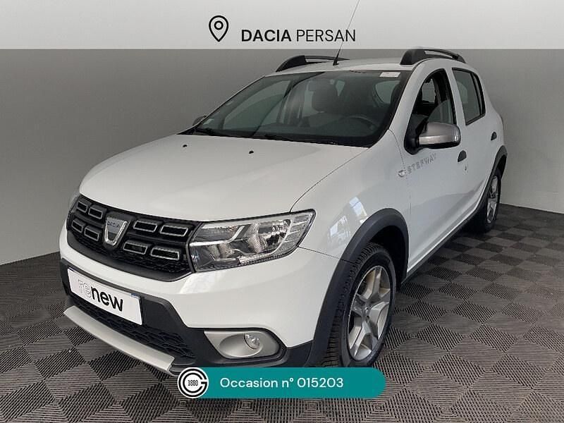Blanc Utilisé 2017 Dacia Sandero Stepway Citadine | 10 990 € (Prix assez cher) - Image 1/4